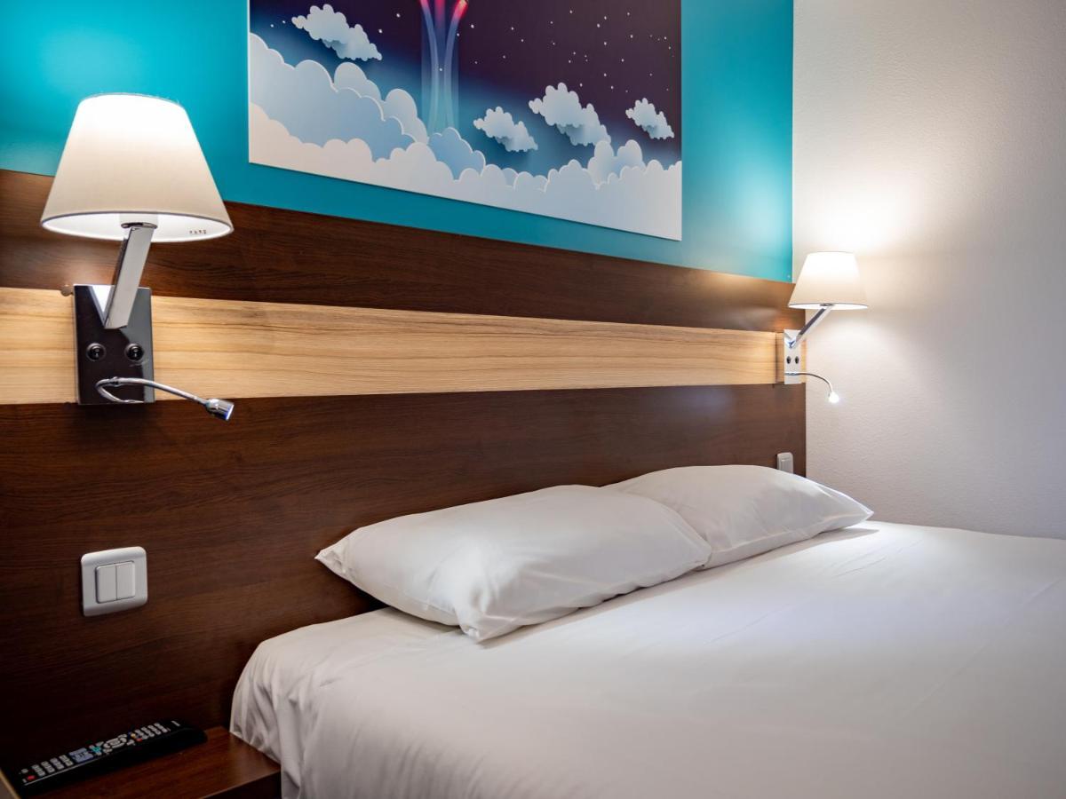 Hotel Contact Restaurant La Chaumiere Entre Orgeval Et Flins A13 Sortie 8